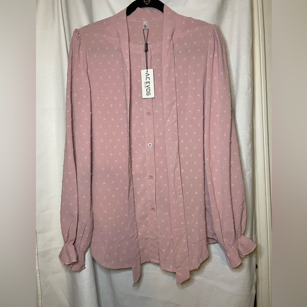 NWT Acevog Blush Pink Long Sleeve Button Down Blouse w/ Swiss Dots Size M